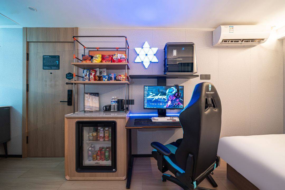 雷神电竞酒店加盟：双品牌模式领跑电竞酒店投资新周期