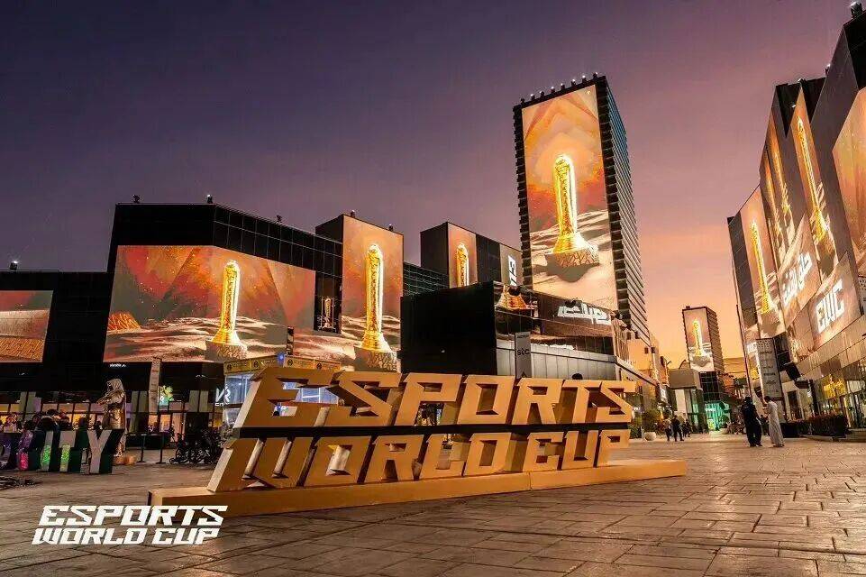 中国电竞聚力生态出海，CF用一届电竞世界杯“造船”远航 | 电竞观察