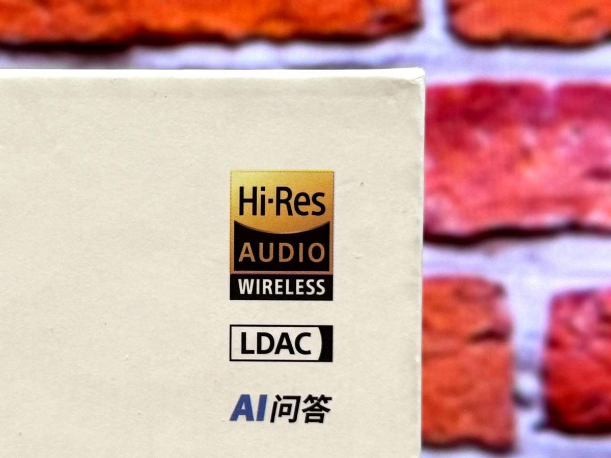 颜值与实力并存！漫步者LolliClip AI：我的通勤时尚“声”装备