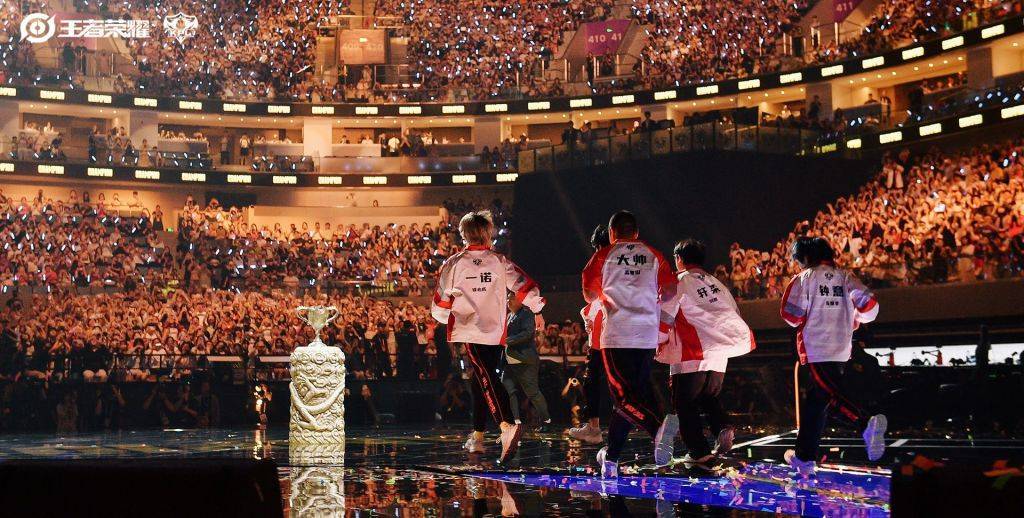 成都AG赢得KPL夏季赛冠军,王者电竞发力线下探索