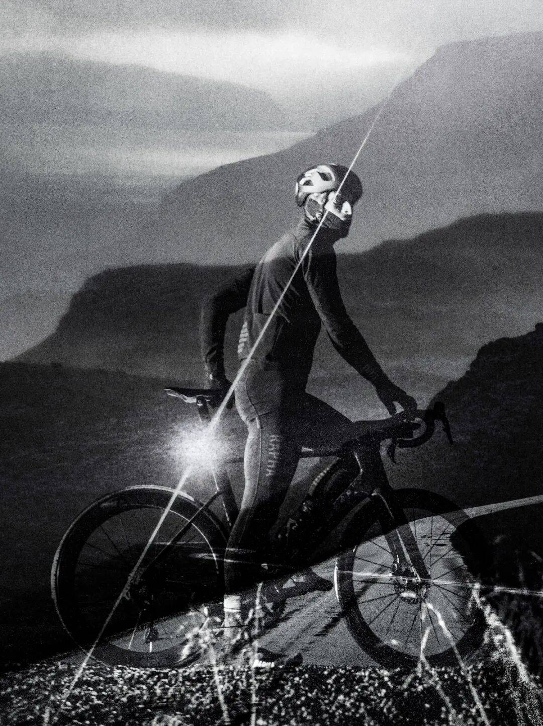 全新Rapha Pro Team Shadow:专为严苛的比赛与训练环境打造